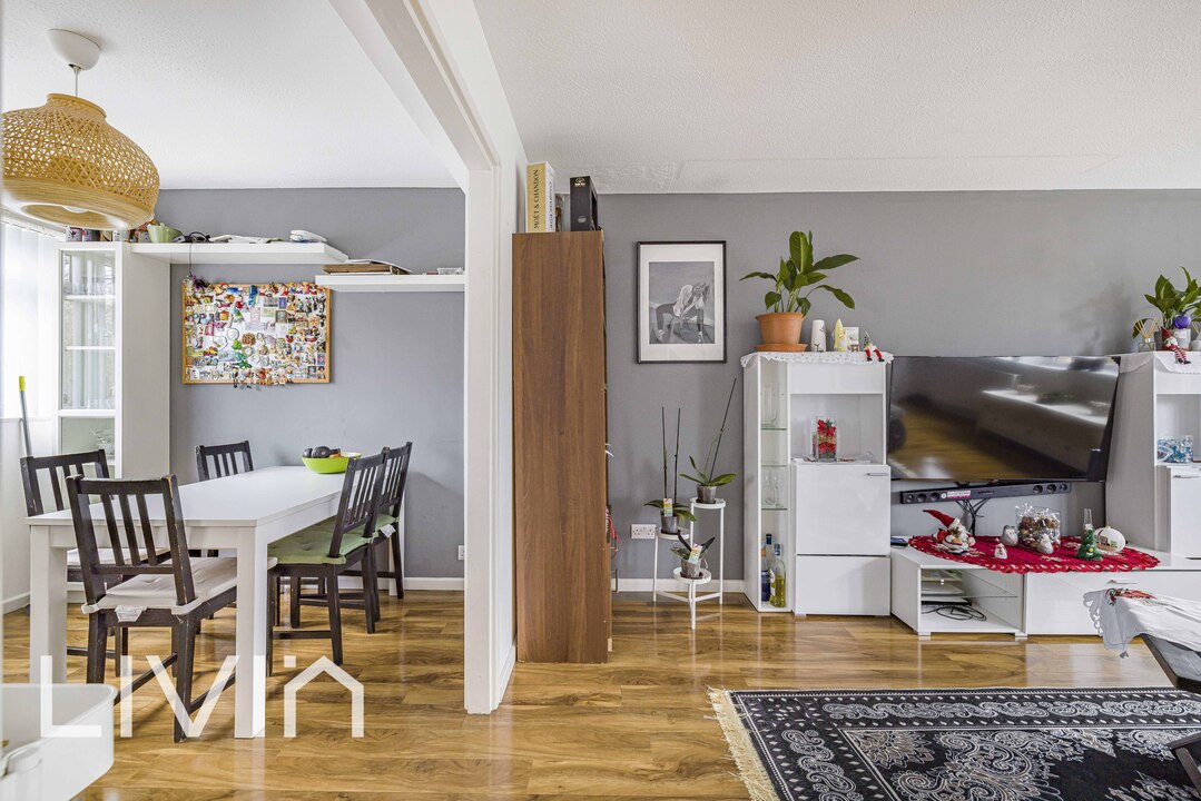 4 bed town house for sale in Willow Mount, Croydon 10