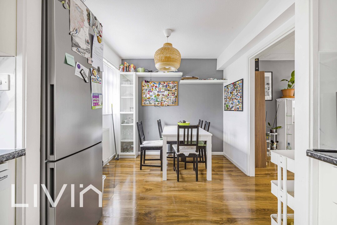 4 bed town house for sale in Willow Mount, Croydon 8