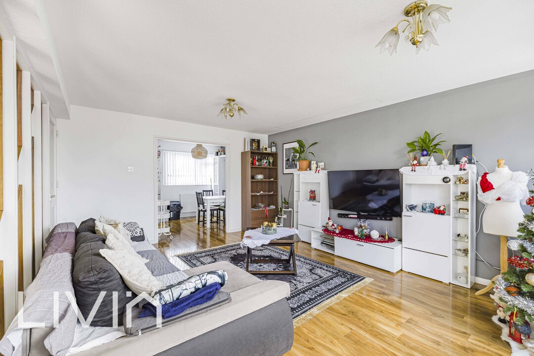 4 bed town house for sale in Willow Mount, Croydon 6