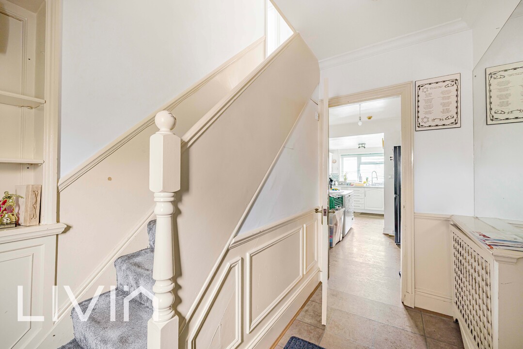 4 bed semi-detached house for sale in Bothwell Road, Croydon  - Property Image 3