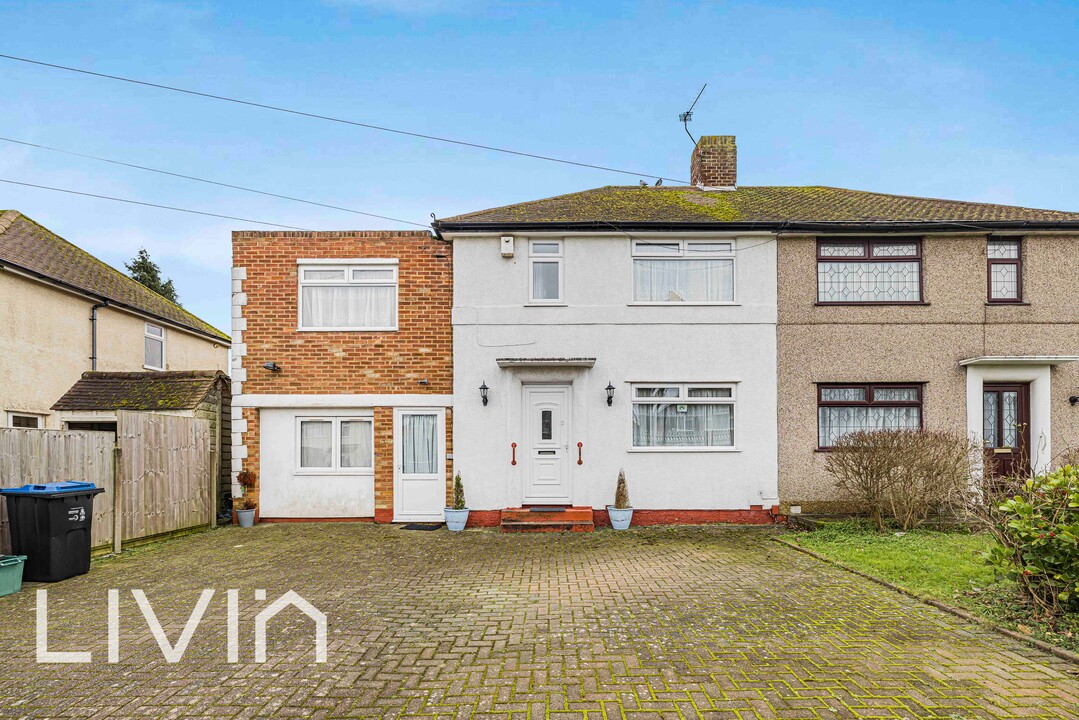 4 bed semi-detached house for sale in Bothwell Road, Croydon  - Property Image 1