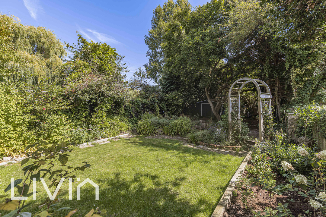4 bed semi-detached house for sale in Salcott Road, Croydon  - Property Image 12
