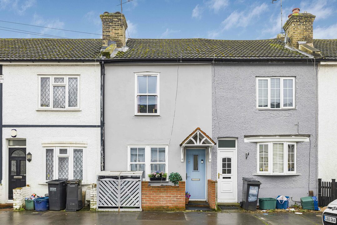 2 bed terraced house for sale in Cornwall Road, Croydon  - Property Image 1