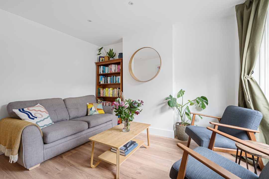 2 bed end of terrace house for sale in Helder Street, South Croydon  - Property Image 1