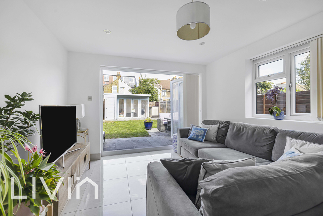 2 bed apartment for sale in Buxton Road, Thornton Heath  - Property Image 8