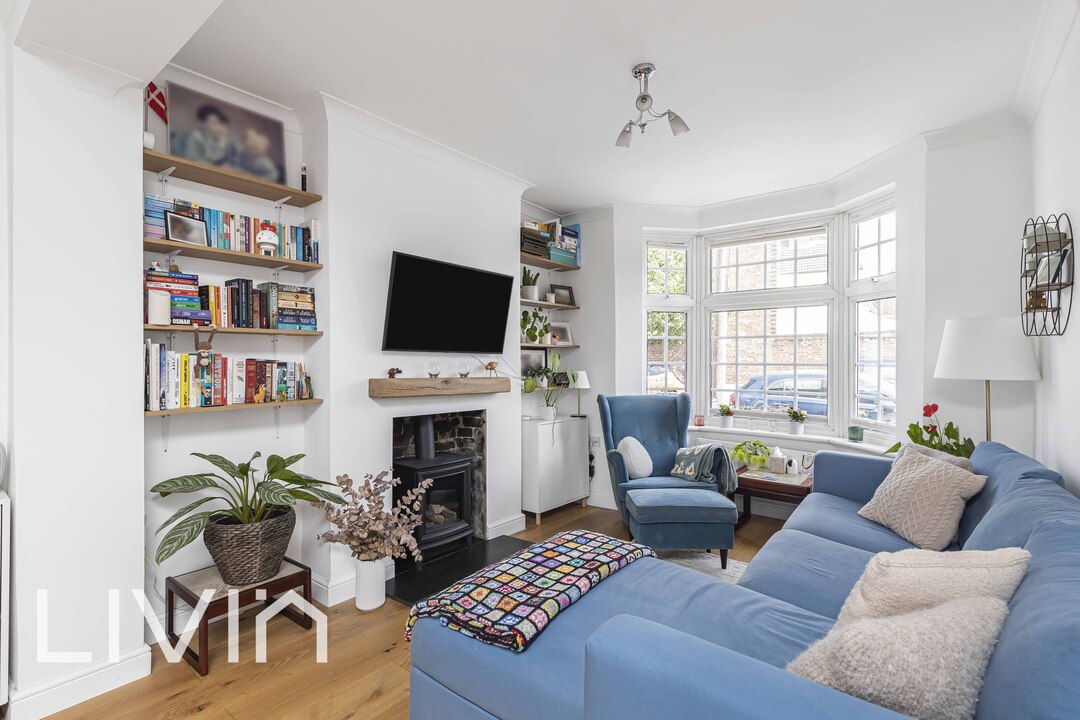 3 bed terraced house for sale in Dalmally Road, Croydon  - Property Image 2