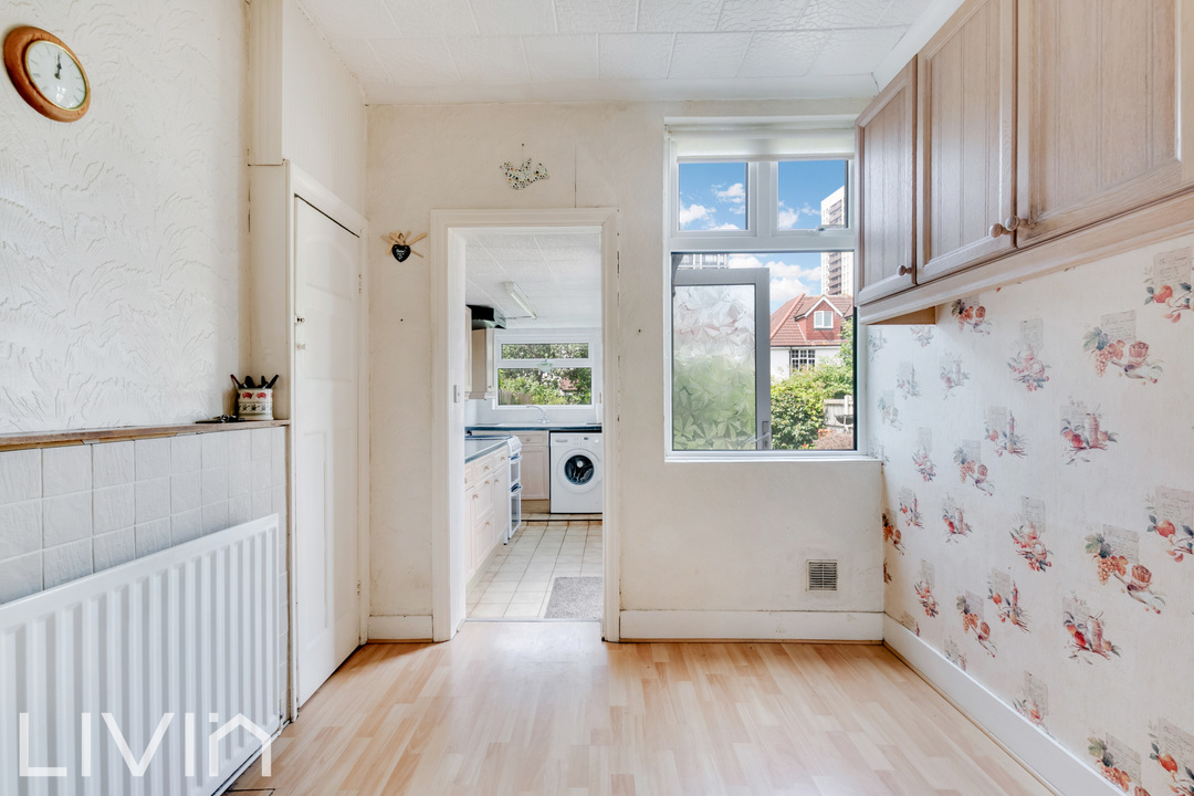 3 bed semi-detached house for sale in Brickwood Road, Croydon 4