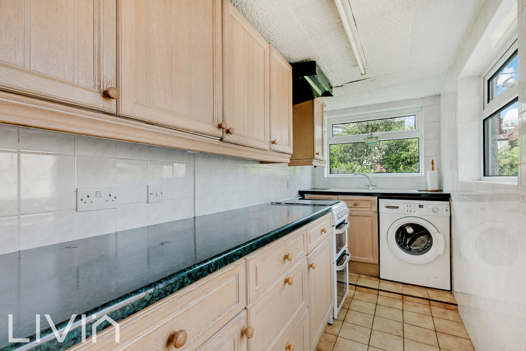 3 bed semi-detached house for sale in Brickwood Road, Croydon 5