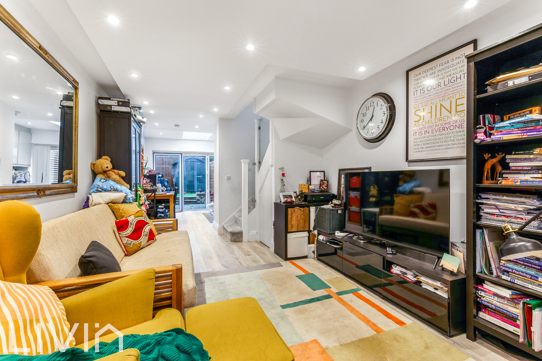 1 bed house to rent in Lamberts Place, Croydon 4