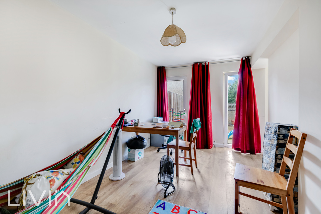 4 bed semi-detached house to rent in Park Hill Rise, Croydon  - Property Image 7