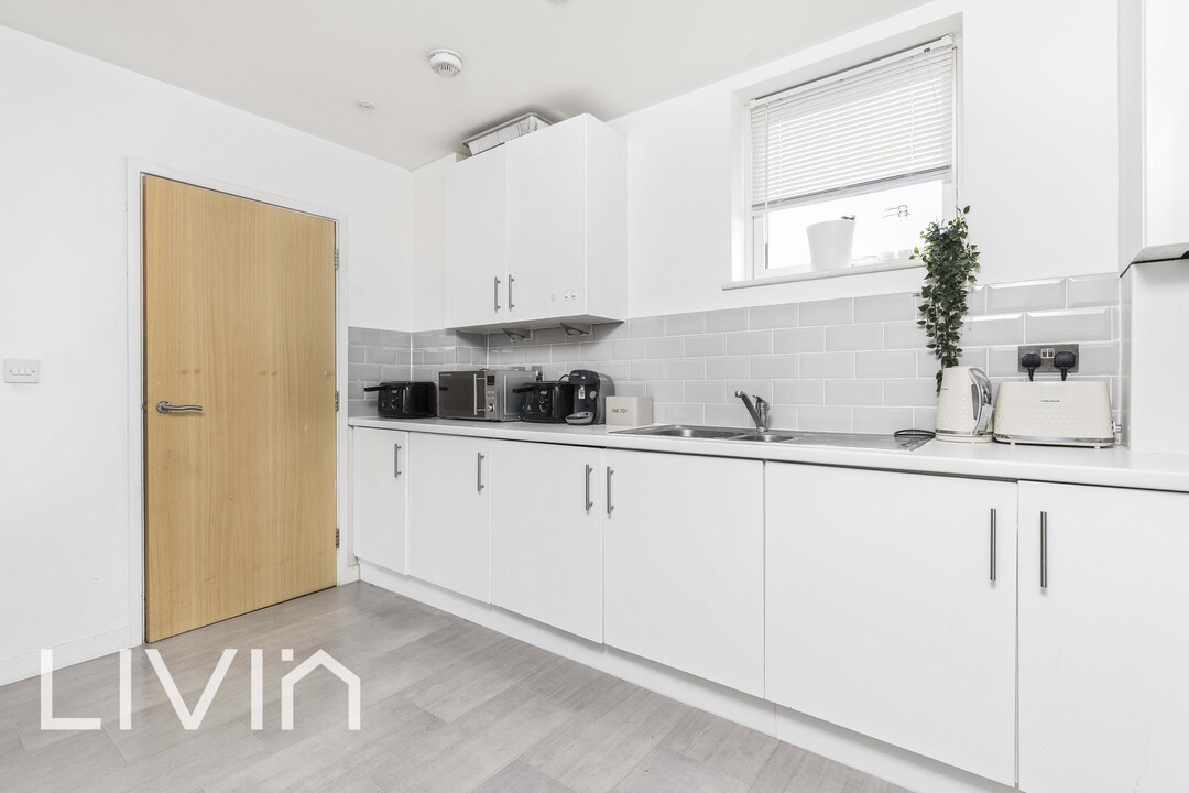 1 bed apartment for sale in Hogarth Crescent, Croydon  - Property Image 9