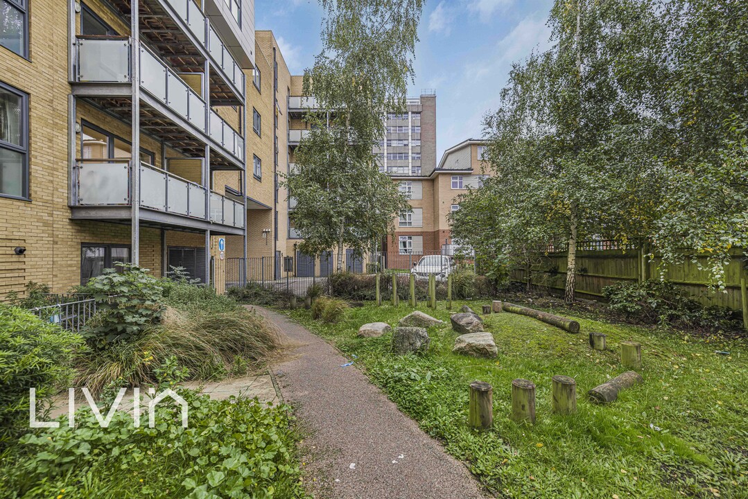 1 bed apartment for sale in Hogarth Crescent, Croydon  - Property Image 14