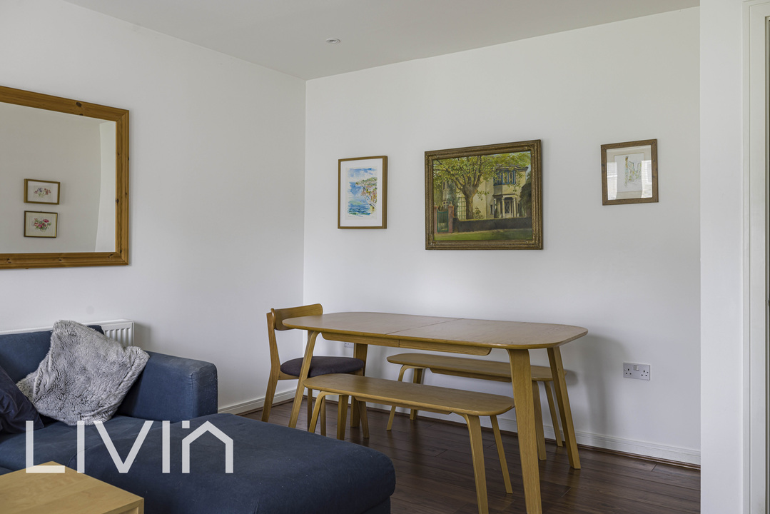 4 bed end of terrace house for sale in Nihill Place, Croydon 7