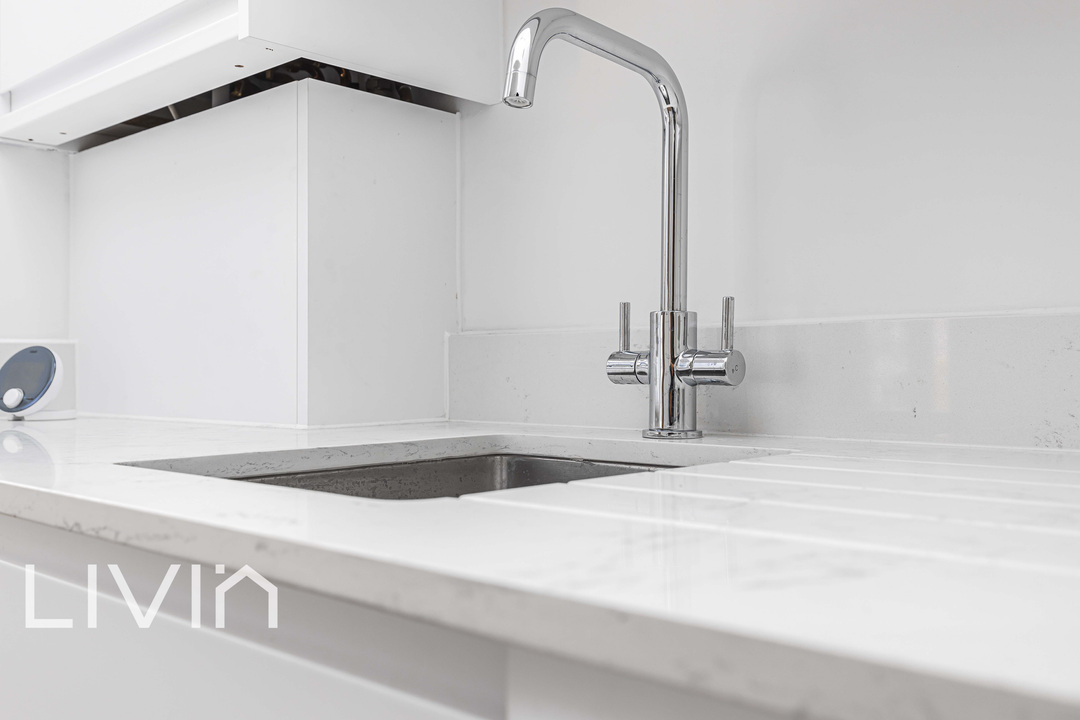 2 bed end of terrace house for sale in Goschen Mews, Selsdon 13