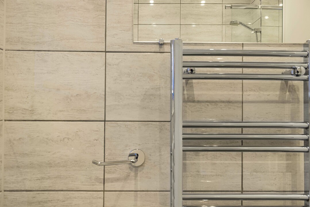 2 bed apartment for sale in Heathfield Gardens, Croydon 4