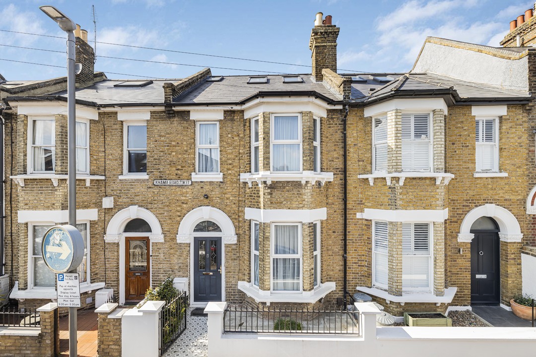 4 bed terraced house for sale in Khama Road, London - Property Image 1