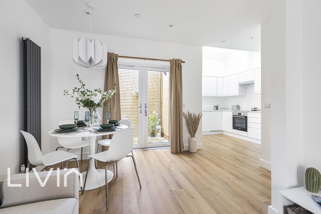 2 bed house for sale in Goschen Mews, South Croydon 28