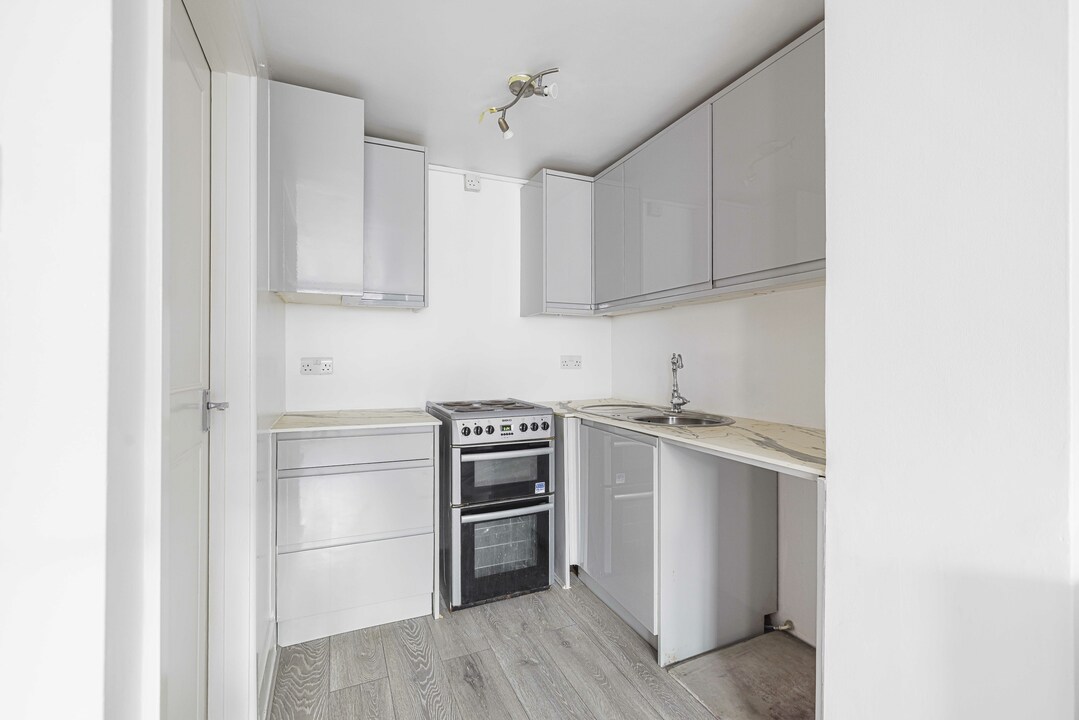 1 bed apartment for sale in Normanton Road, South Croydon  - Property Image 11