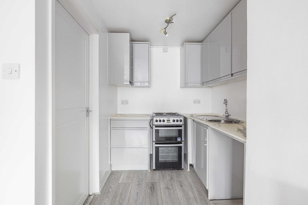 1 bed apartment for sale in Normanton Road, South Croydon  - Property Image 3