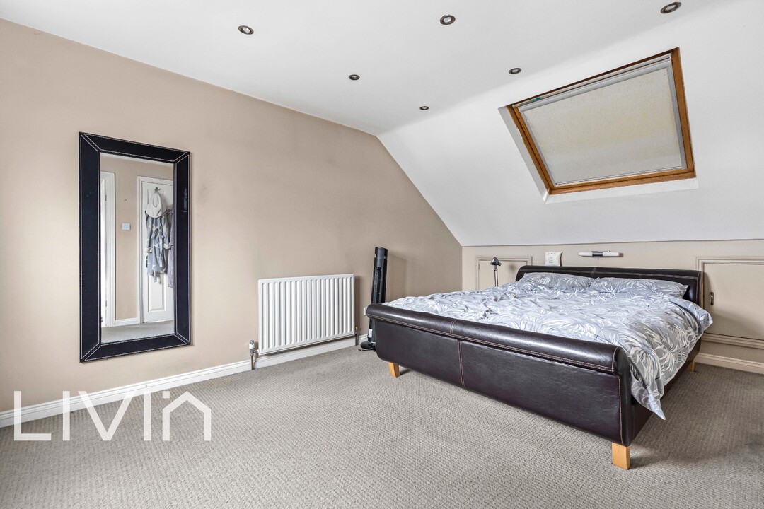 4 bed semi-detached house for sale in Princes Avenue, South Croydon  - Property Image 17