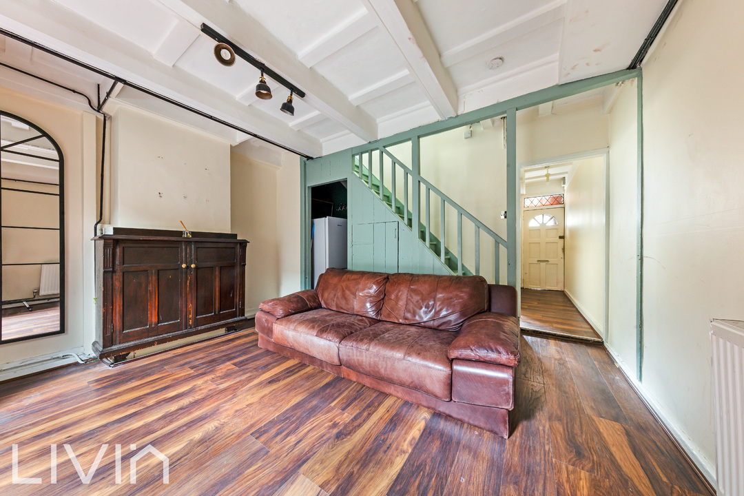 2 bed terraced house for sale in Gloucester Road, Croydon  - Property Image 2