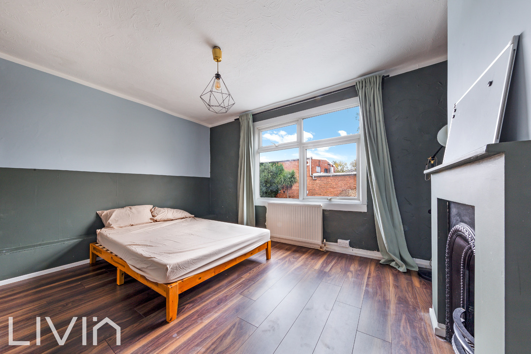 2 bed terraced house for sale in Gloucester Road, Croydon  - Property Image 8