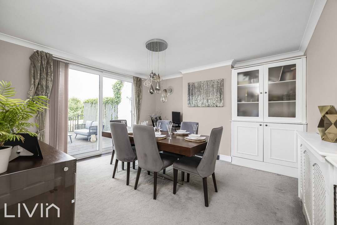 3 bed house for sale in Kingsdown Avenue, South Croydon  - Property Image 4