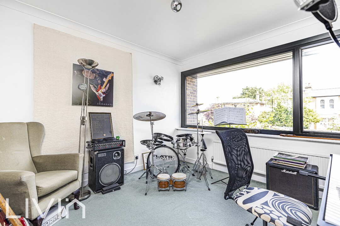 4 bed terraced house for sale in Wavell Court, Croydon 11