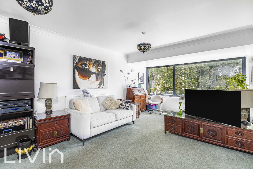 4 bed terraced house for sale in Wavell Court, Croydon 9