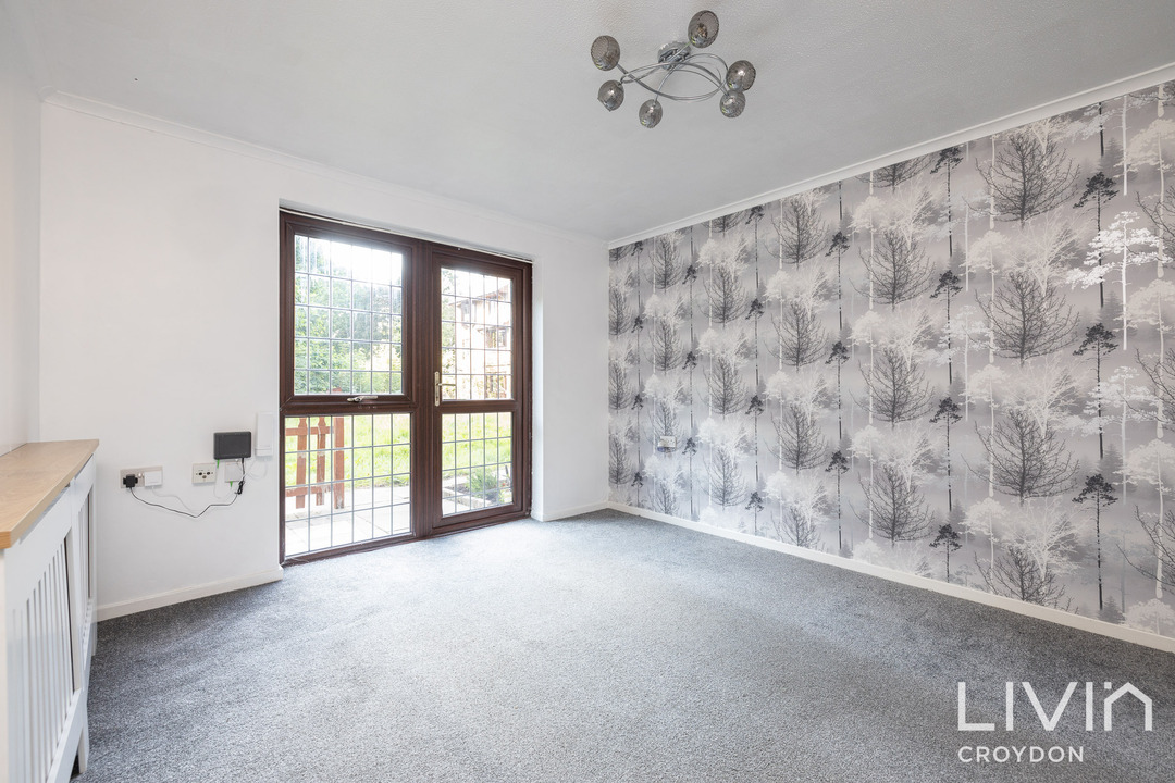 1 bed apartment to rent in Miles Court, Croydon 7