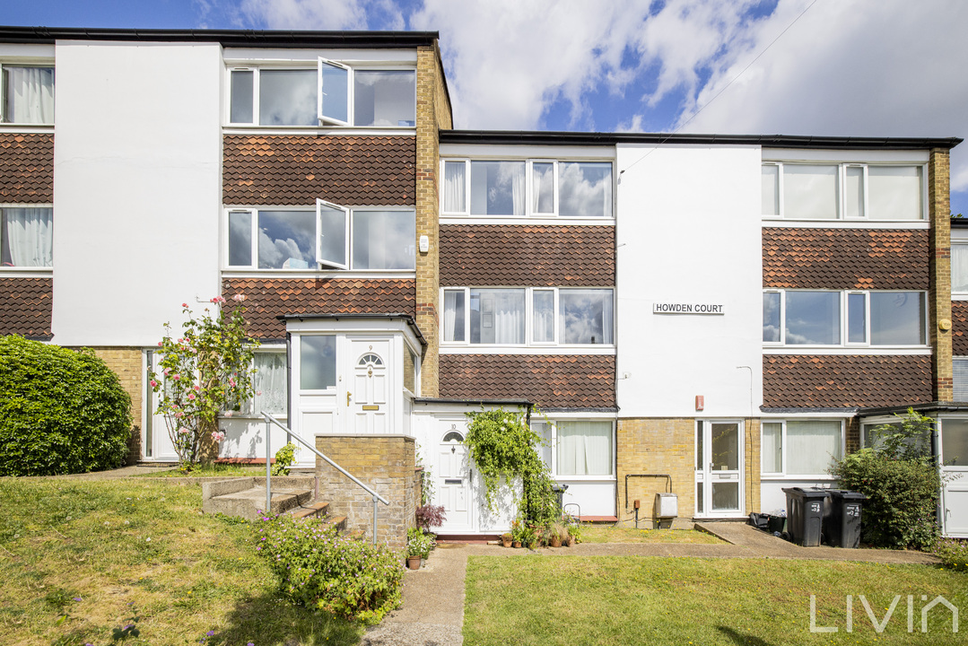 2 bed maisonette for sale in Howden Court, London  - Property Image 8