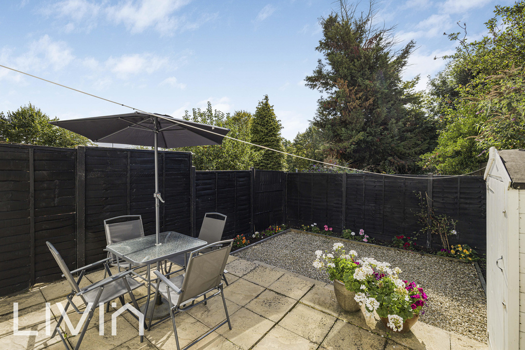 2 bed apartment for sale in Southern Avenue, London  - Property Image 14