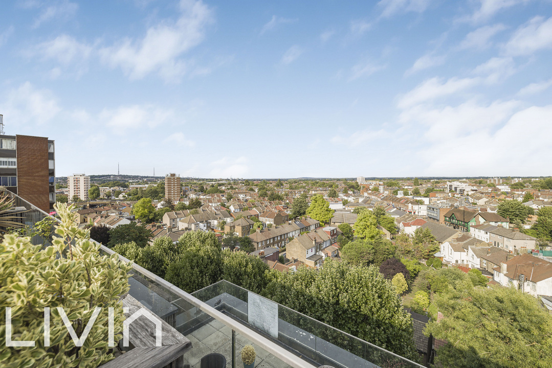 2 bed apartment for sale in Cross Road, Croydon 9