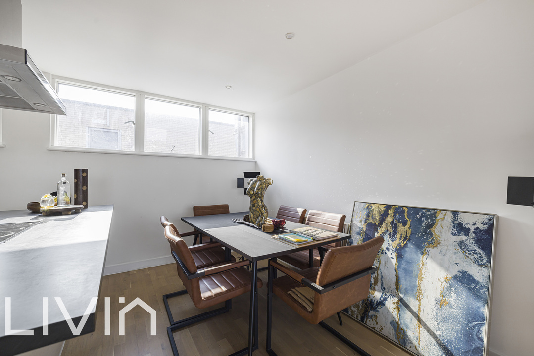 2 bed apartment for sale in Cross Road, Croydon 6