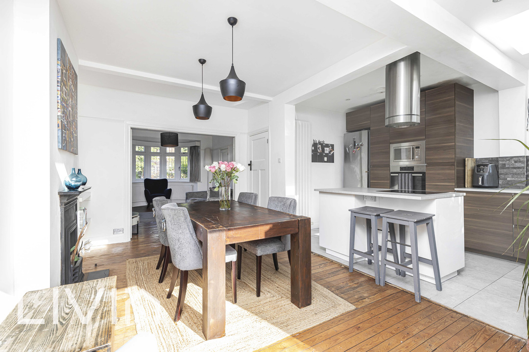4 bed semi-detached house for sale in Ashburton Road, Croydon  - Property Image 6