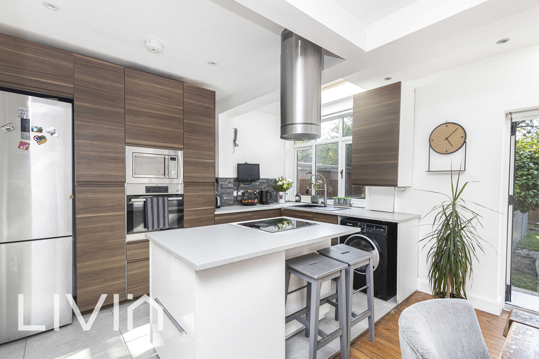 4 bed semi-detached house for sale in Ashburton Road, Croydon  - Property Image 7