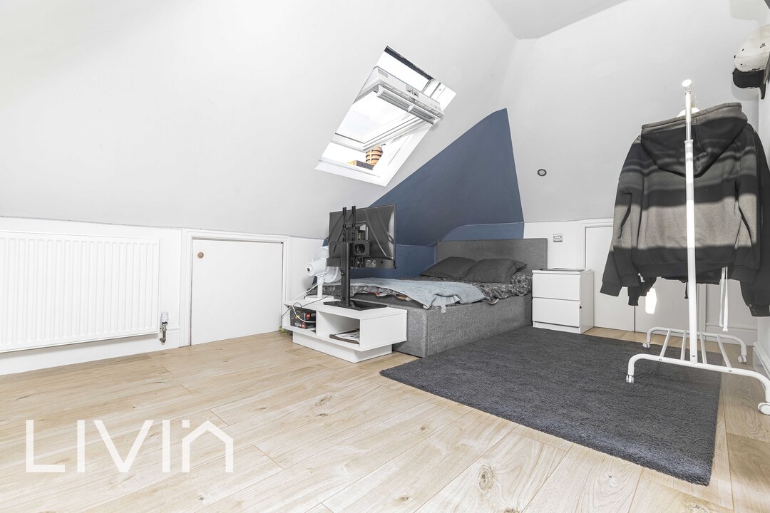 4 bed semi-detached house for sale in Ashburton Road, Croydon  - Property Image 17