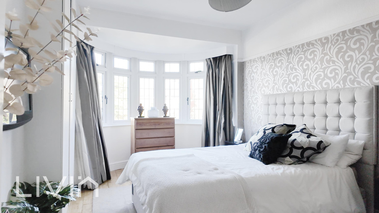 4 bed semi-detached house for sale in Ashburton Road, Croydon  - Property Image 2