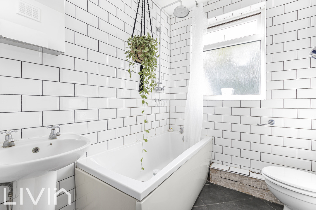 2 bed apartment for sale in Milton Road, Croydon 10