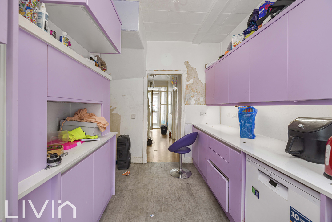3 bed terraced house for sale in Malvern Road, Thornton Heath  - Property Image 6