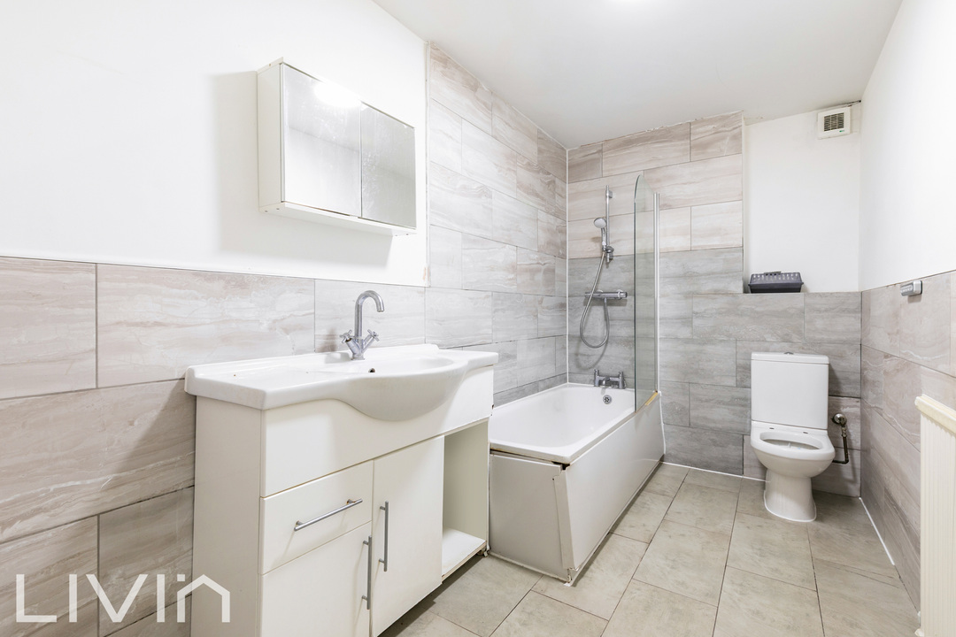 1 bed apartment for sale in Oakfield Road, Croydon 6