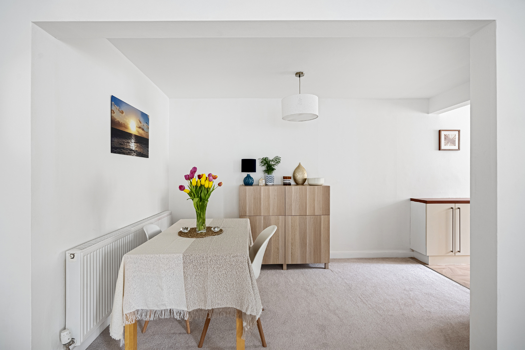 2 bed maisonette for sale in Garden Flat, South Croydon 7