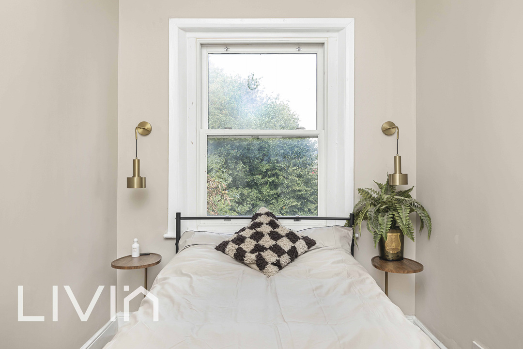 1 bed apartment for sale in Fox Hill, London  - Property Image 5