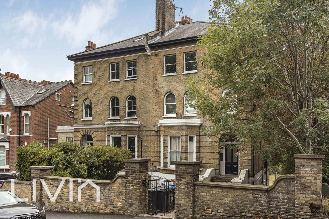 1 bed apartment for sale in Fox Hill, London  - Property Image 16