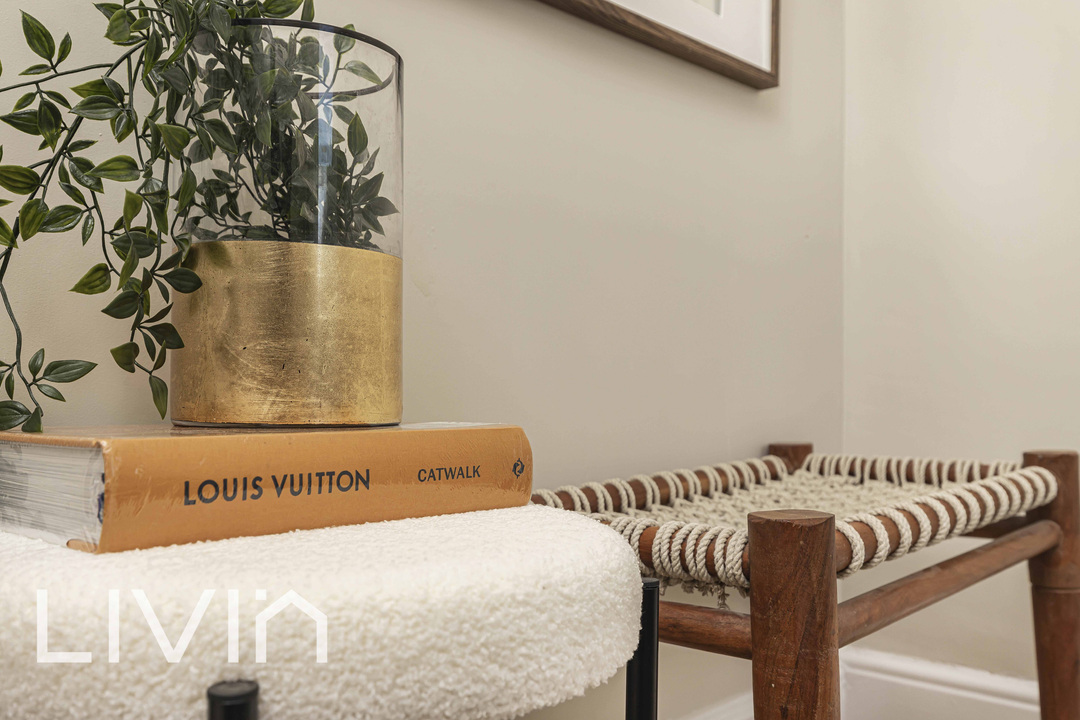 1 bed apartment for sale in Fox Hill, London  - Property Image 7