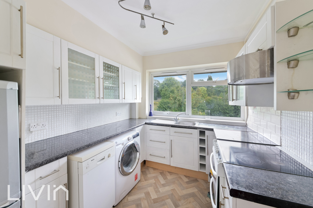 2 bed apartment for sale in Chatsworth Road, Croydon  - Property Image 4