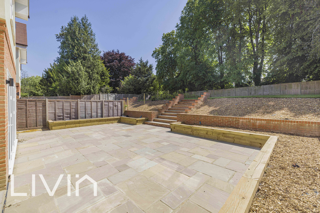 7 bed detached house for sale in Addiscombe Road, Croydon  - Property Image 10