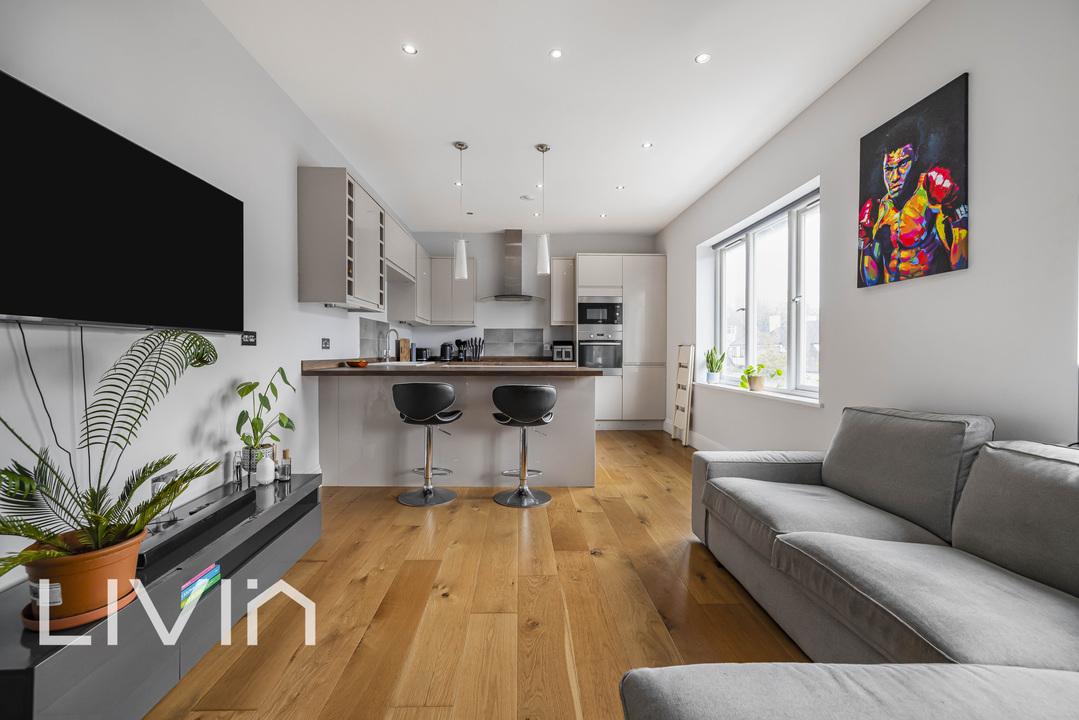 1 bed apartment for sale in Chatsworth Road, Croydon 2