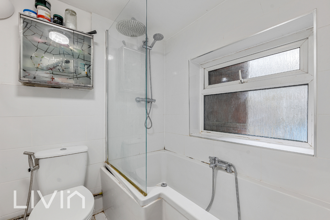 2 bed terraced house for sale in Elmers Road, London  - Property Image 8