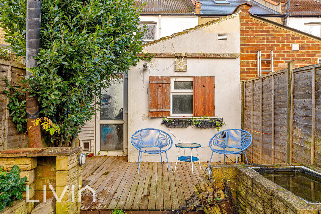 2 bed terraced house for sale in Elmers Road, London  - Property Image 14